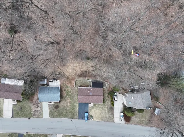 215 Hillendale Rd gallery image 32