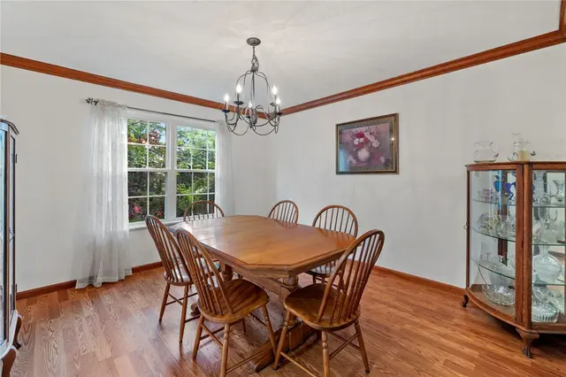 215 Lafayette Dr gallery image 8