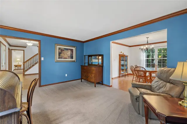 215 Lafayette Dr gallery image 18
