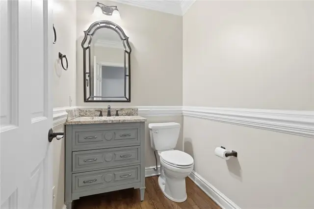 2155 S Villa Dr gallery image 36