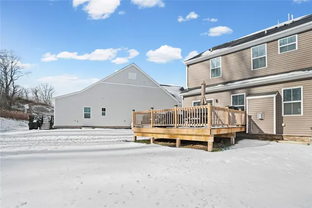 216 Dana Dr gallery image 22