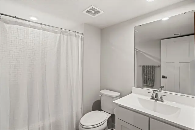 216 Dana Dr gallery image 24