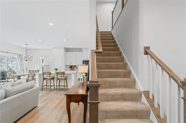 216 Dana Dr gallery image 39