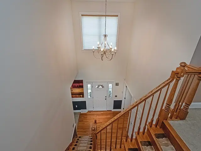 216 Dorsay Valley Drive gallery image 5