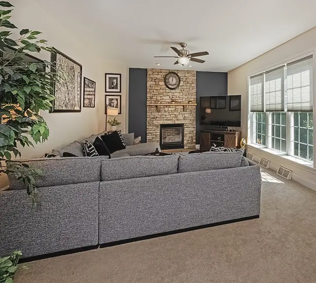 216 Dorsay Valley Drive gallery image 25