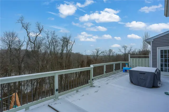 216 Overlook Dr gallery image 13