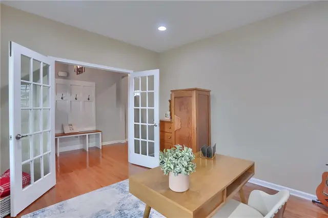 216 Overlook Dr gallery image 44