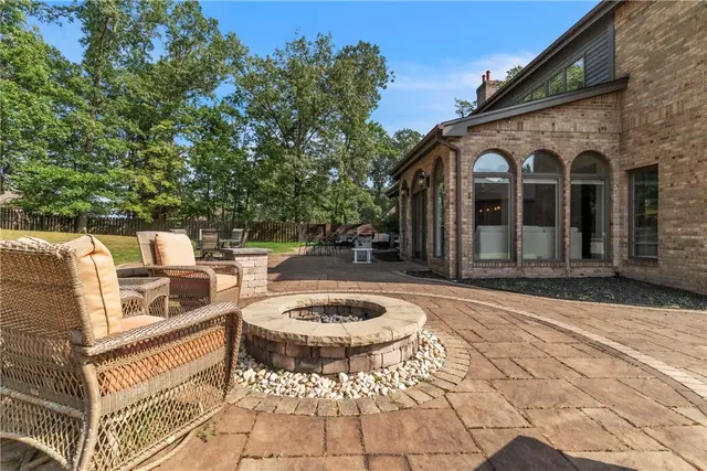 2167 S Villa Dr gallery image 5