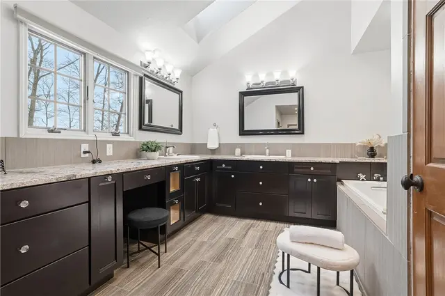 2167 S Villa Dr gallery image 7