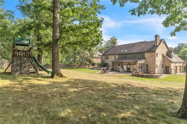 2167 S Villa Dr gallery image 11