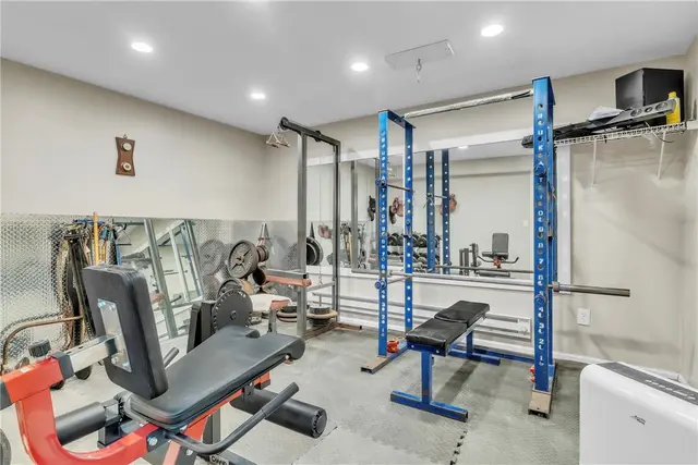 2167 S Villa Dr gallery image 38