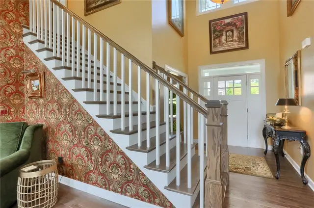217 Hickory Ln gallery image 15