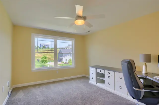217 Hickory Ln gallery image 28