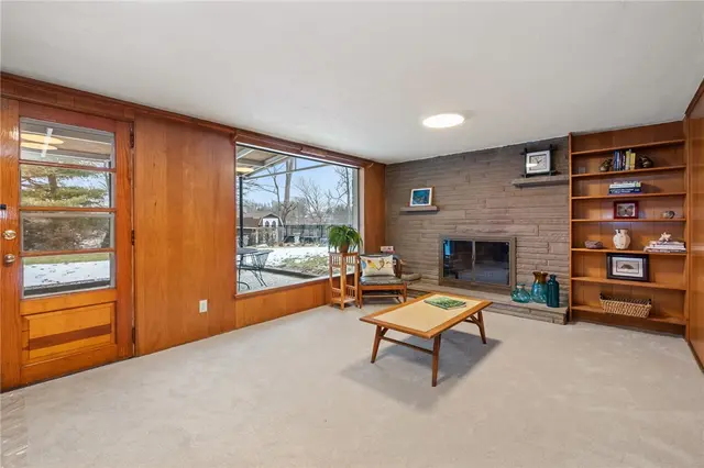217 Pinecrest Dr gallery image 14