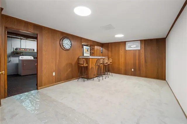 217 Pinecrest Dr gallery image 16