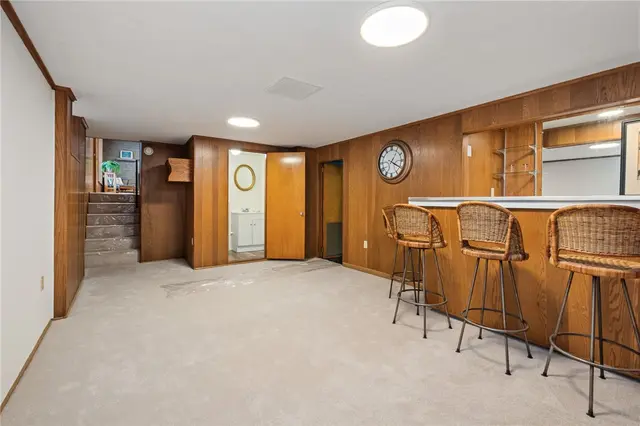 217 Pinecrest Dr gallery image 17