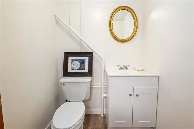 217 Pinecrest Dr gallery image 20