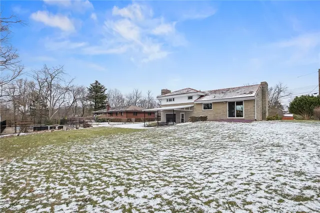217 Pinecrest Dr gallery image 38