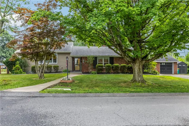 217 Westmont Rd gallery image 10