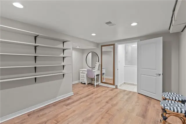 217 Westmont Rd gallery image 13