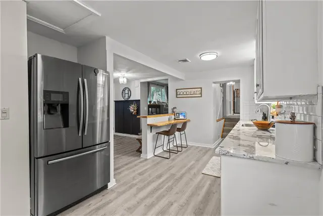 217 Westmont Rd gallery image 16
