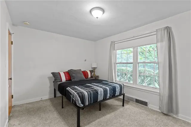 217 Westmont Rd gallery image 17