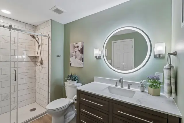 218 Castle Creek DRIVE gallery image 15