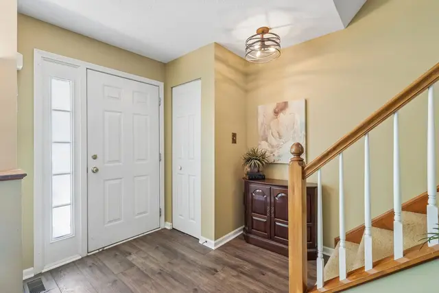 218 Castle Creek DRIVE gallery image 25