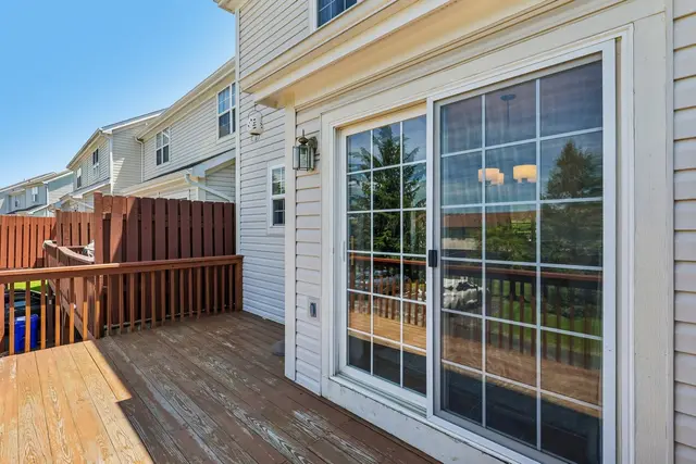 218 Castle Creek DRIVE gallery image 28