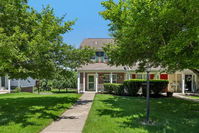 218 Castle Creek DRIVE gallery image 46