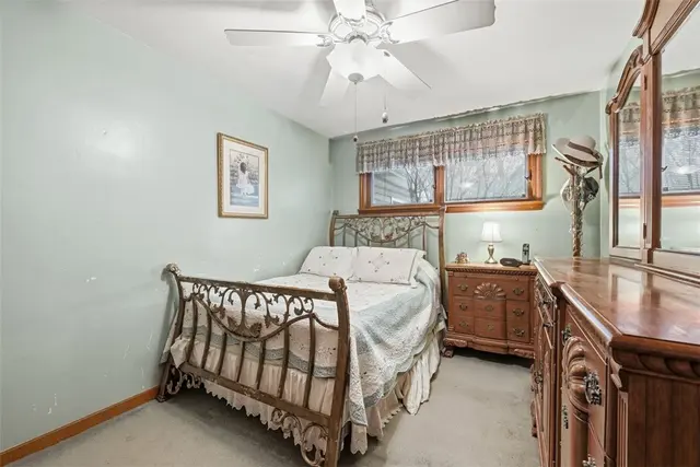 218 Longvue Dr gallery image 16