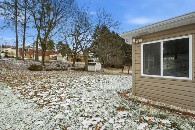 218 Longvue Dr gallery image 33