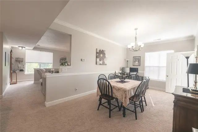 219 Adams Pointe 9 gallery image 17