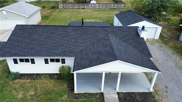 219 Sherwood Dr. gallery image 3