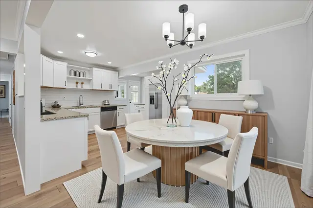 219 Sherwood Dr. gallery image 7