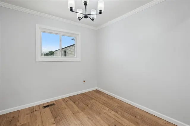 219 Sherwood Dr. gallery image 10
