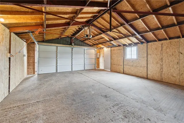 219 Sherwood Dr gallery image 24