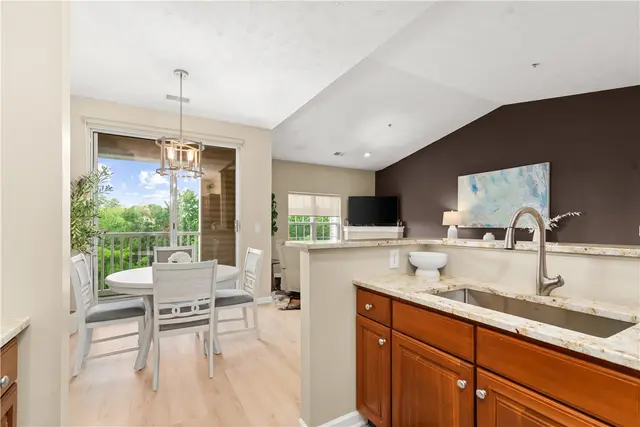 219 Stockton Ridge gallery image 8