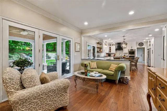 2195 Chardonnay Cir gallery image 26