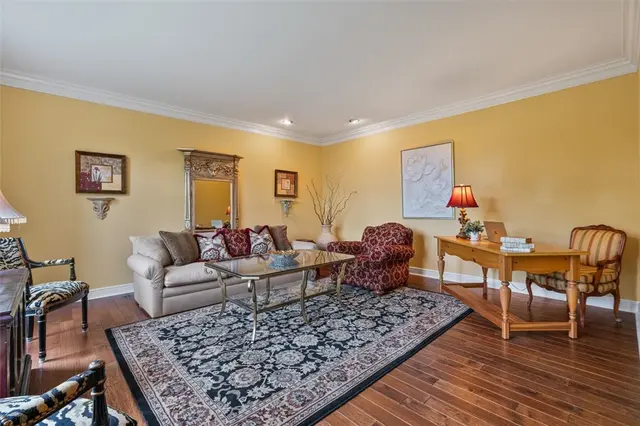 2195 Chardonnay Cir gallery image 35