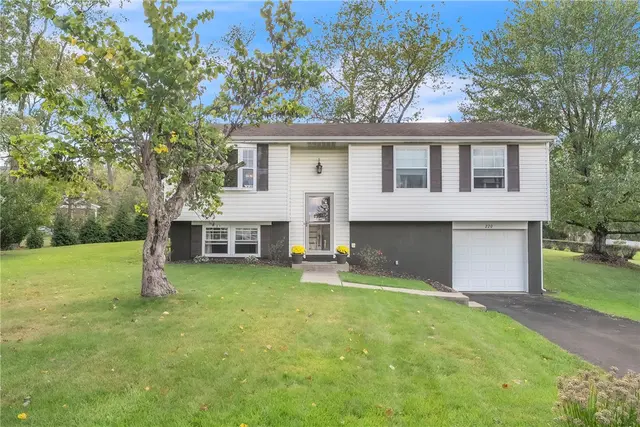 220 Cameron Dr