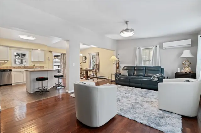 2205 Mcaleer Rd gallery image 10