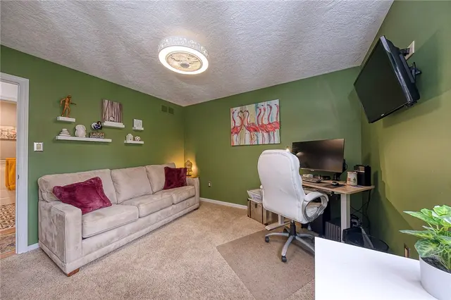 221 Fair Oaks gallery image 38