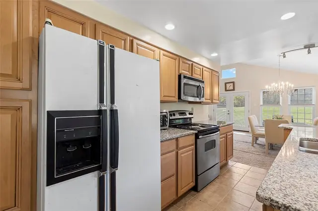 221 Mountain View Rd gallery image 6