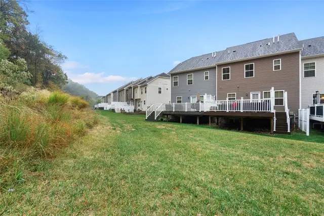 221 Olivia gallery image 6