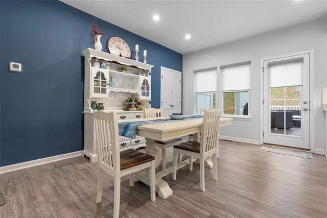 221 Olivia gallery image 18
