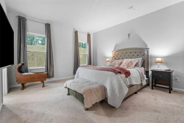 221 Olivia gallery image 30