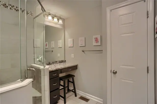 221 Strawberry Circle gallery image 35