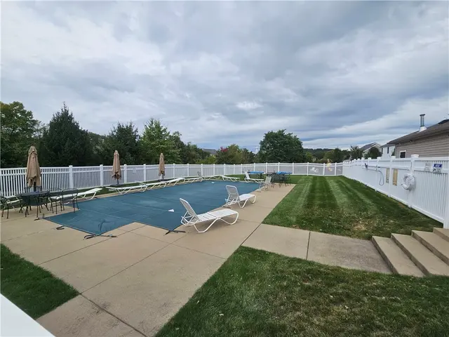 221 Strawberry Circle gallery image 44