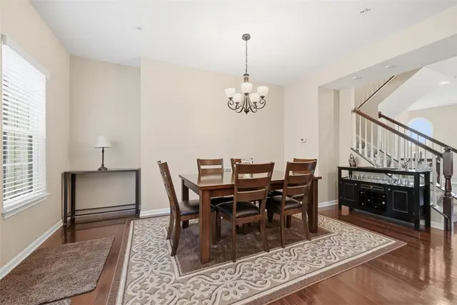 222 Broadstone Dr gallery image 4